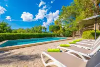 Holiday rentals in Can reure