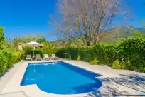Holiday rentals in Can garrova