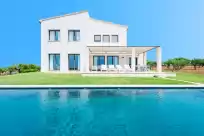 Holiday rentals in Can sal