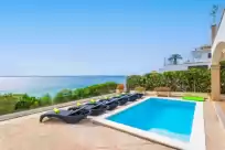 Holiday rentals in Villa can torrens