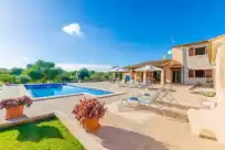 Ferienhaus auf Na maians