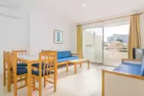 Holiday rentals in Massanet (bc)