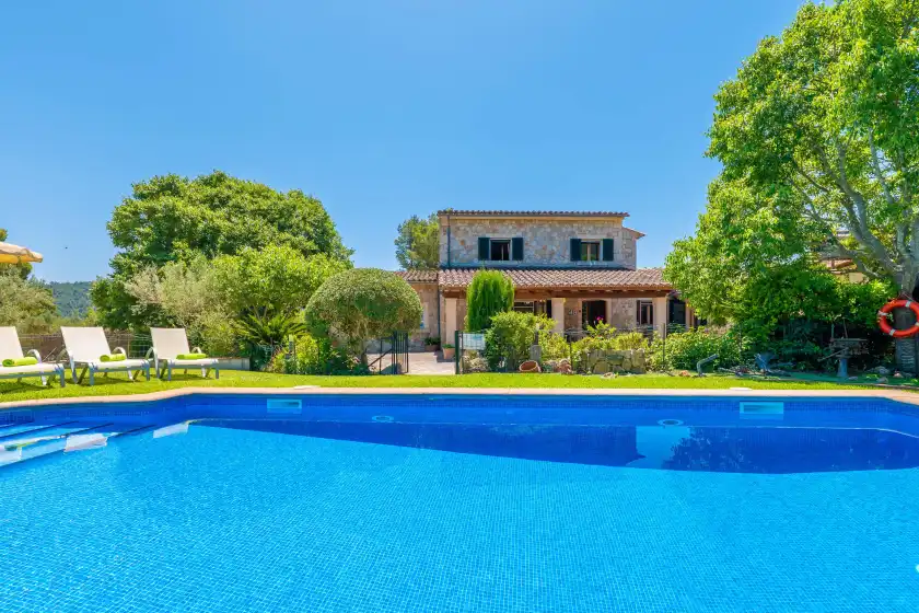 Holiday rentals in Son seguí