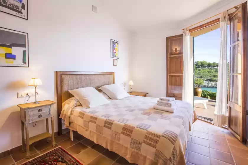 Holiday rentals in Es mirador, Cala Anguila-Cala Mendia