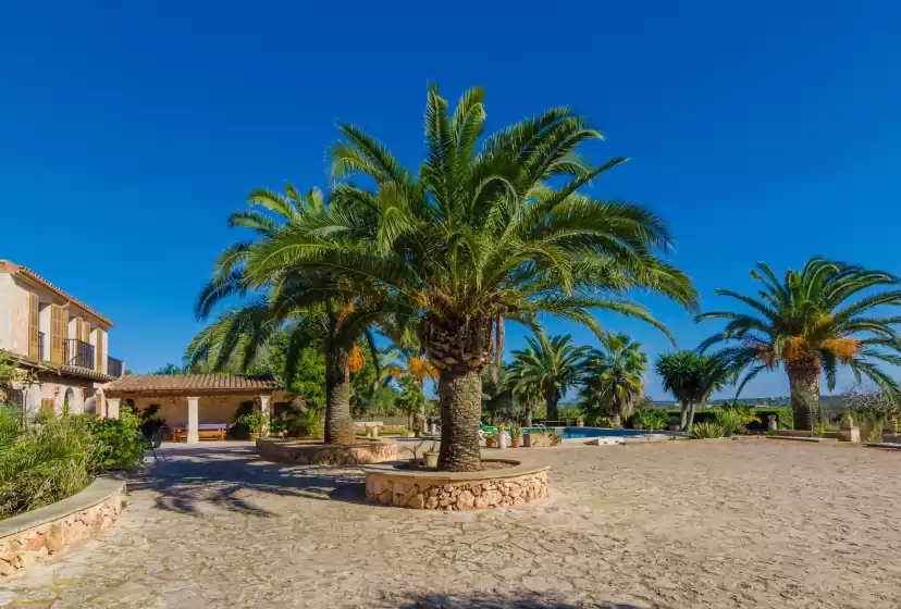 Holiday rentals in Es turó, es Llombards