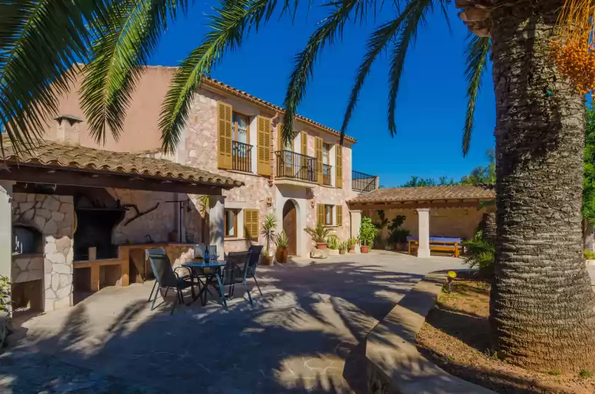 Holiday rentals in Es turó, es Llombards