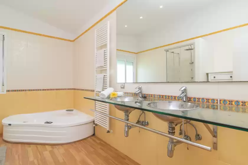 Holiday rentals in Romaní, Can Picafort