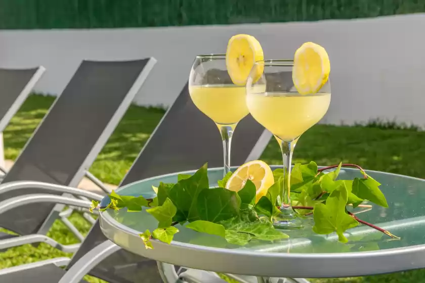 Holiday rentals in Romaní, Can Picafort