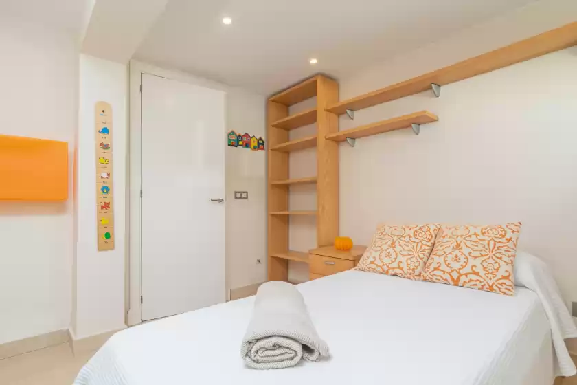 Holiday rentals in Romaní, Can Picafort