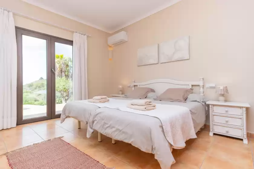 Ferienhaus auf Sa roca blanca, s'Horta