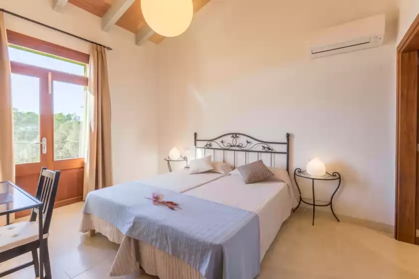 Ferienhaus auf Romaní des figueral, Campos