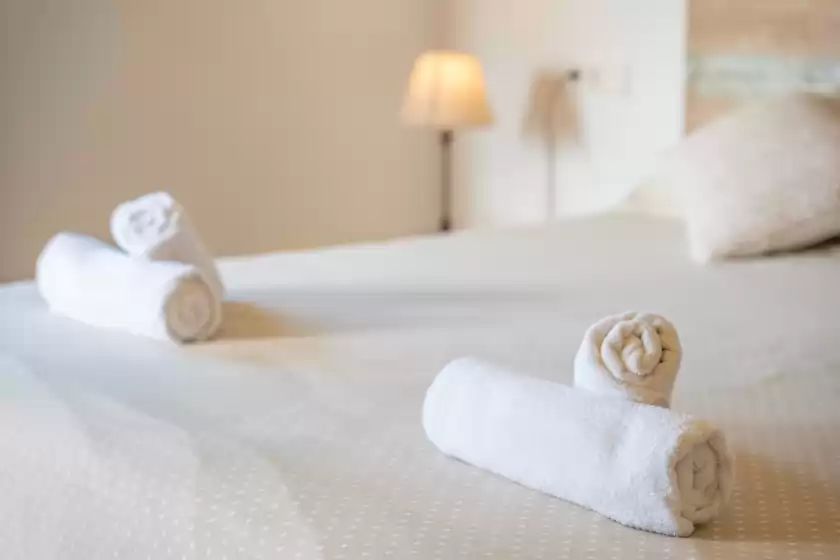 Location de vacances à La font (canaves), Urbanització la Font