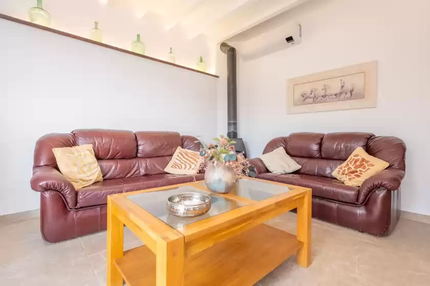 Location de vacances à La font (canaves), Urbanització la Font