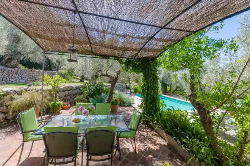 Holiday rentals in S'olivaret, Fornalutx