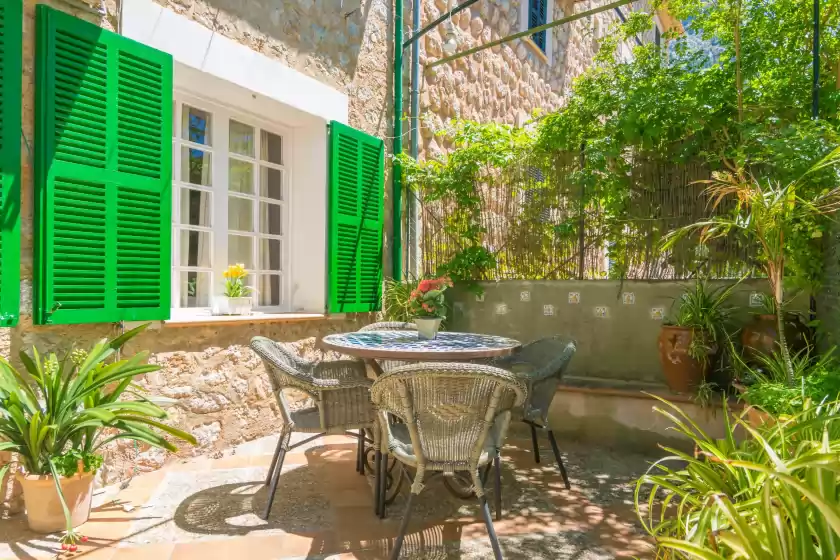 Holiday rentals in Can altes, Biniaraix