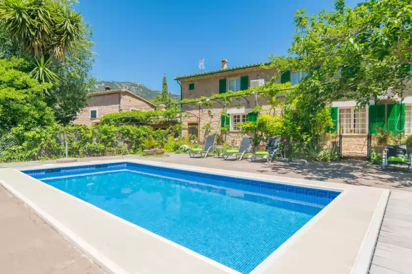 Holiday rentals in Can altes, Biniaraix