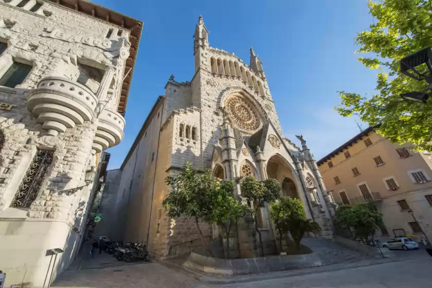 Holiday rentals in Can altes, Biniaraix