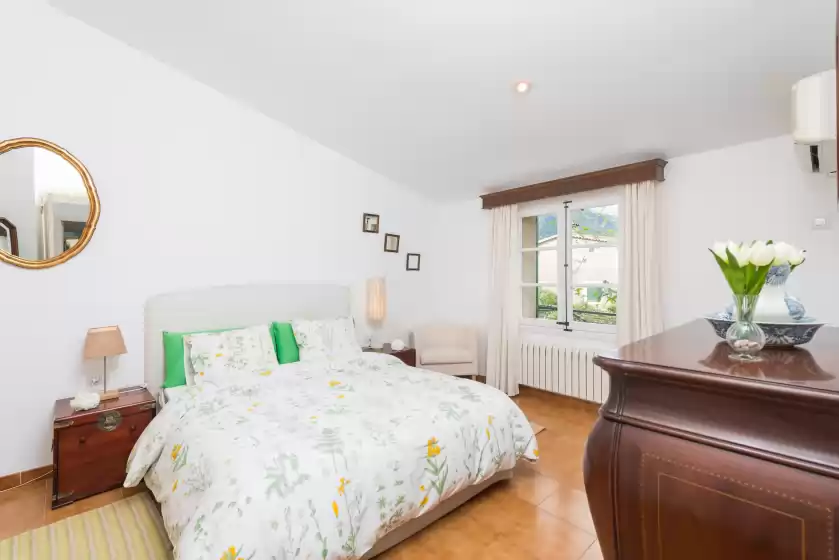Holiday rentals in Can altes, Biniaraix