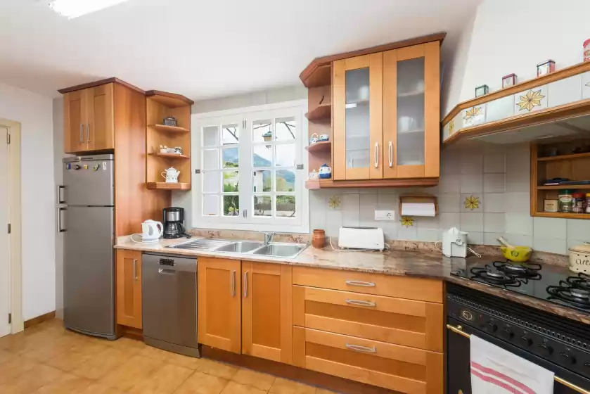 Holiday rentals in Can altes, Biniaraix