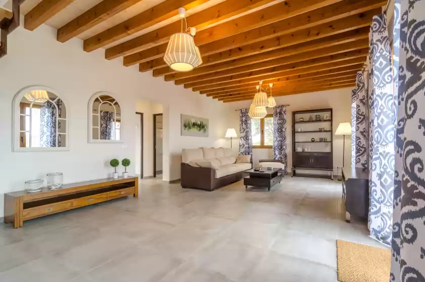 Holiday rentals in Can xesquet, ses Salines