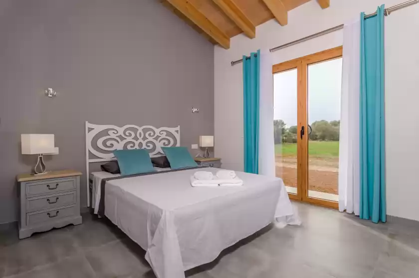 Holiday rentals in Can xesquet, ses Salines