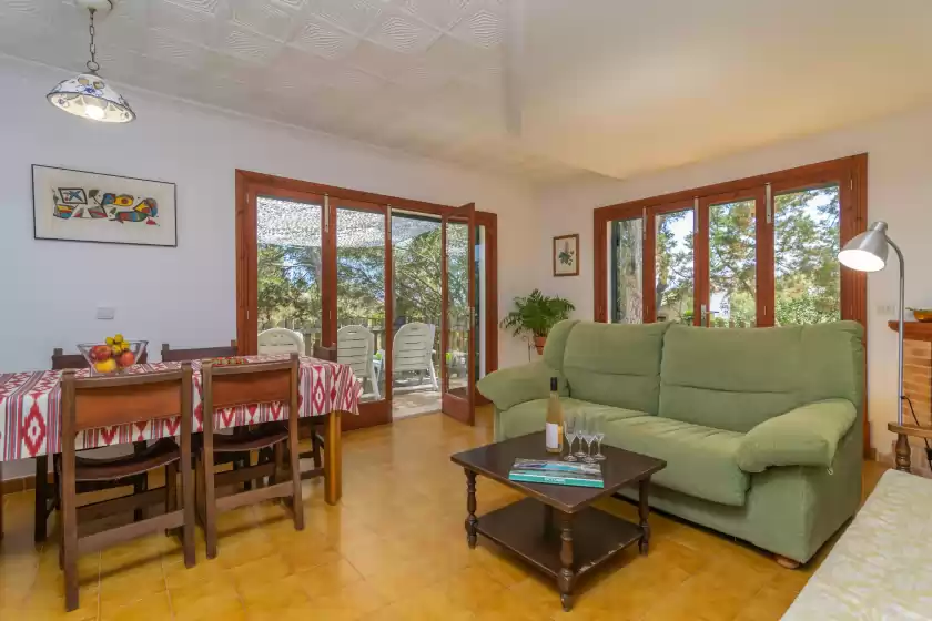 Alquiler vacacional en Es jaç, Cala Llombards