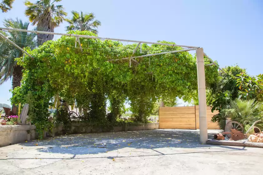Holiday rentals in Can frontera (vinagrella), Selva
