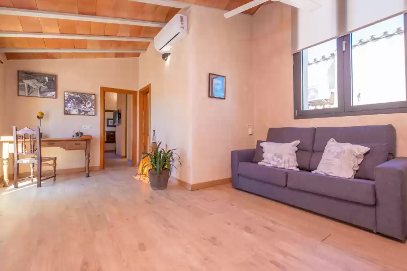 Holiday rentals in Can frontera (vinagrella), Selva
