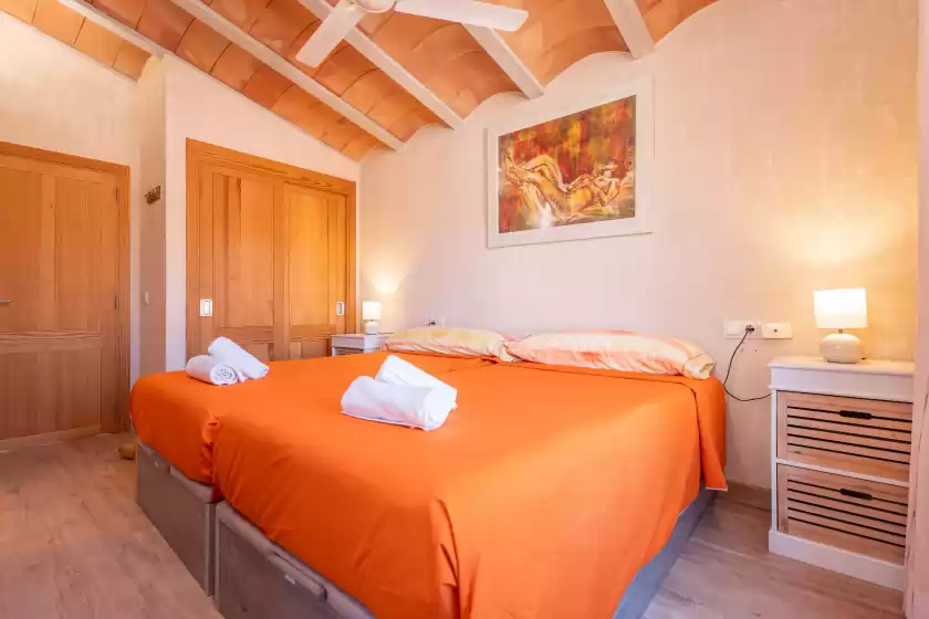 Holiday rentals in Can frontera (vinagrella), Selva