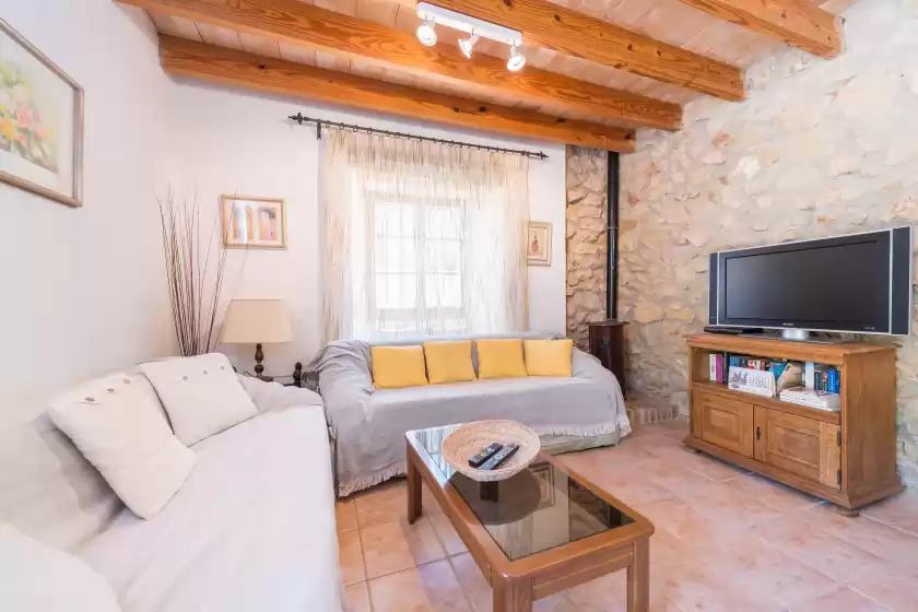 Holiday rentals in Sa tarongera, Andratx