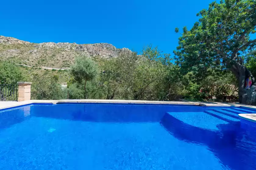 Holiday rentals in Sa tarongera, Andratx