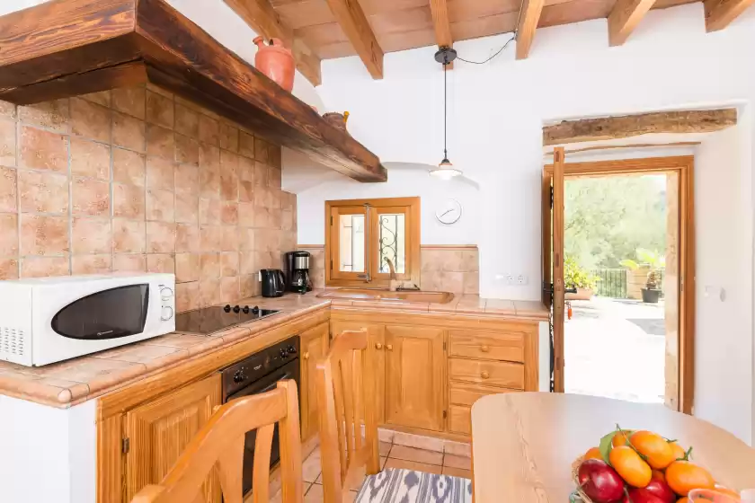 Holiday rentals in Sa tarongera, Andratx