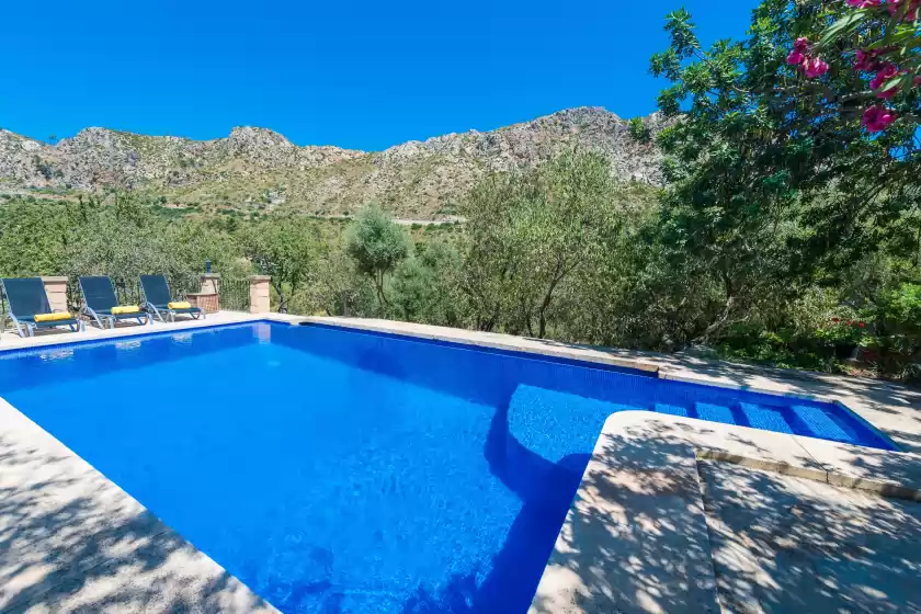 Holiday rentals in Sa tarongera, Andratx