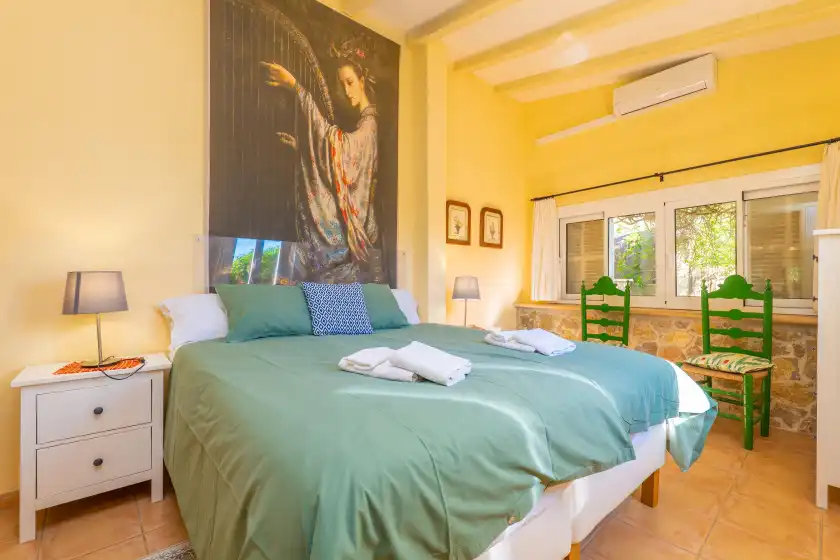 Holiday rentals in Can reure, Inca