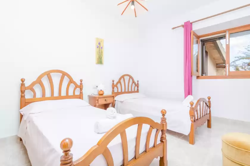 Alquiler vacacional en Torre marina (alga marina), ses Covetes