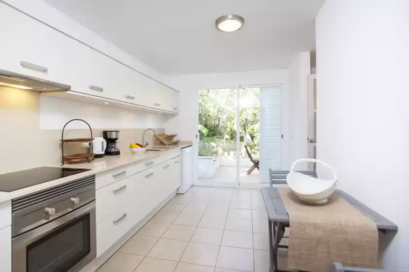 Holiday rentals in Villa cala padri, Font de sa Cala