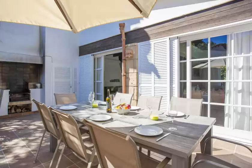 Holiday rentals in Villa cala padri, Font de sa Cala