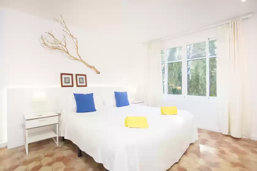 Holiday rentals in Villa cala padri, Font de sa Cala