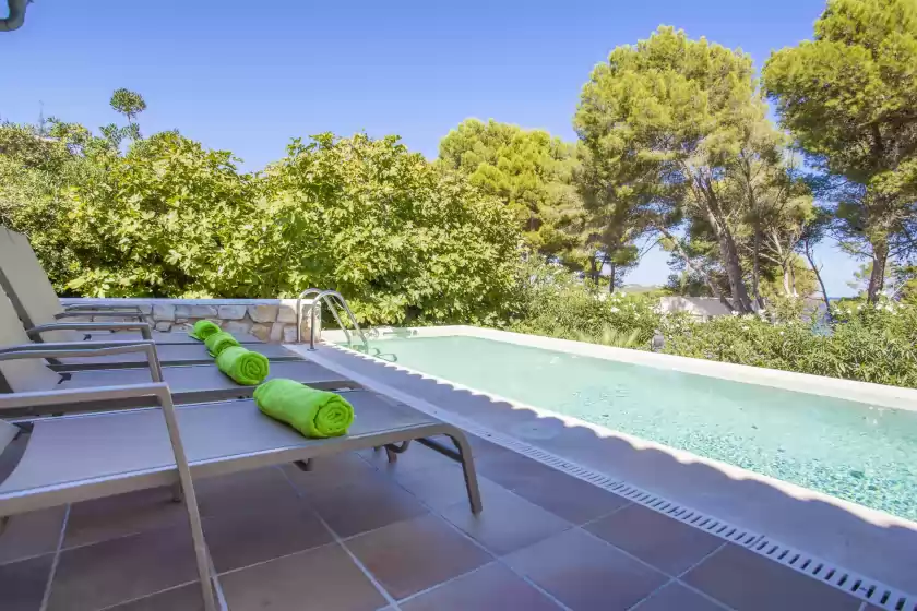 Holiday rentals in Villa cala padri, Font de sa Cala