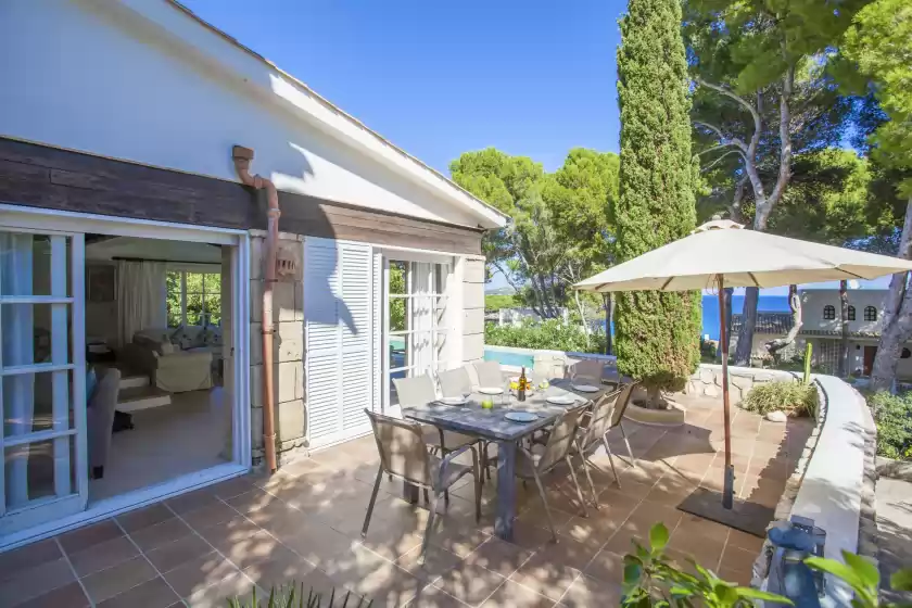 Holiday rentals in Villa cala padri, Font de sa Cala