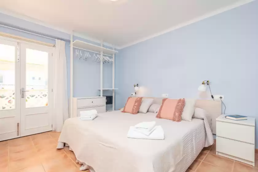 Holiday rentals in Setcelis, Cala Sant Vicenç