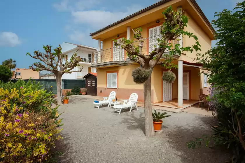 Holiday rentals in Villa rosa