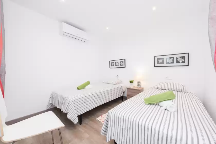 Holiday rentals in Quinze germans, Port d'Andratx