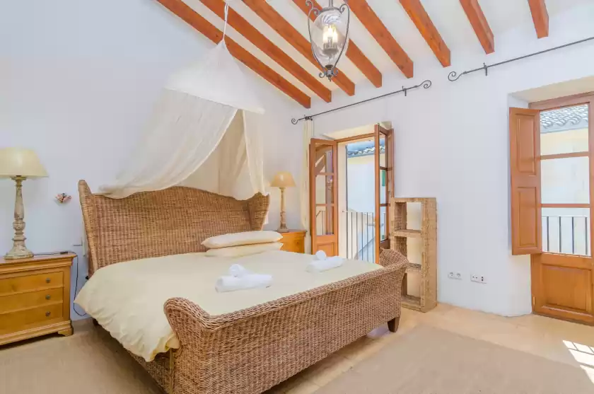Holiday rentals in Can garrova, Sóller