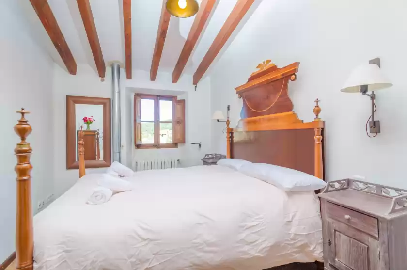 Holiday rentals in Can garrova, Sóller