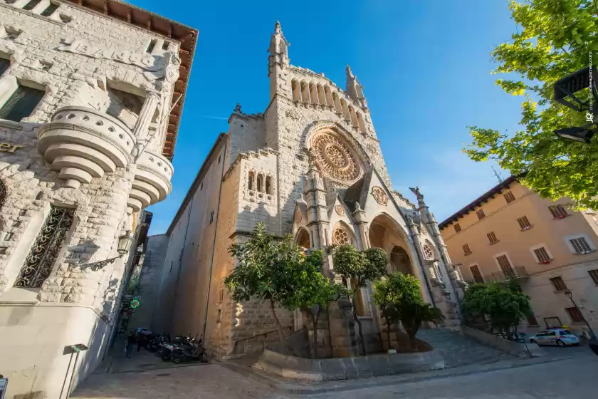 Holiday rentals in Can garrova, Sóller