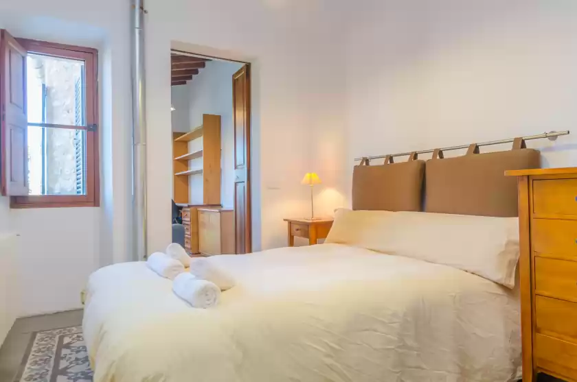Holiday rentals in Can garrova, Sóller