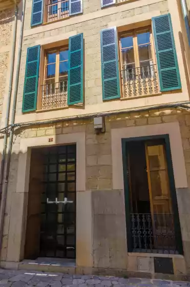 Holiday rentals in Can garrova, Sóller