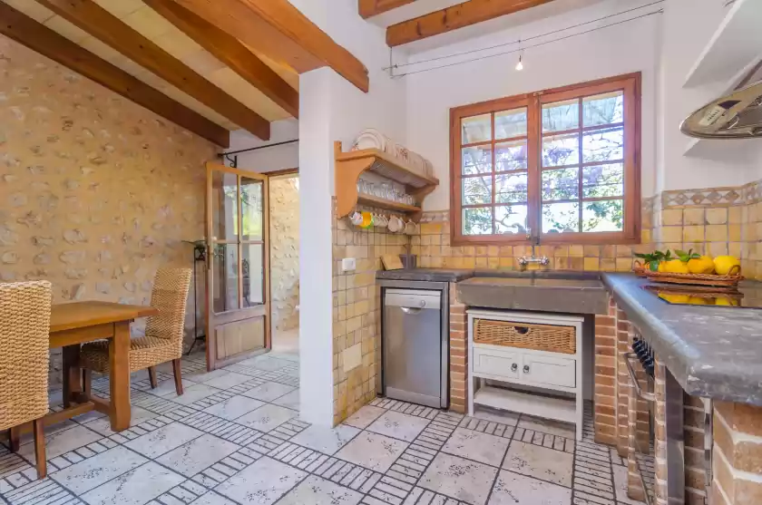 Holiday rentals in Can garrova, Sóller