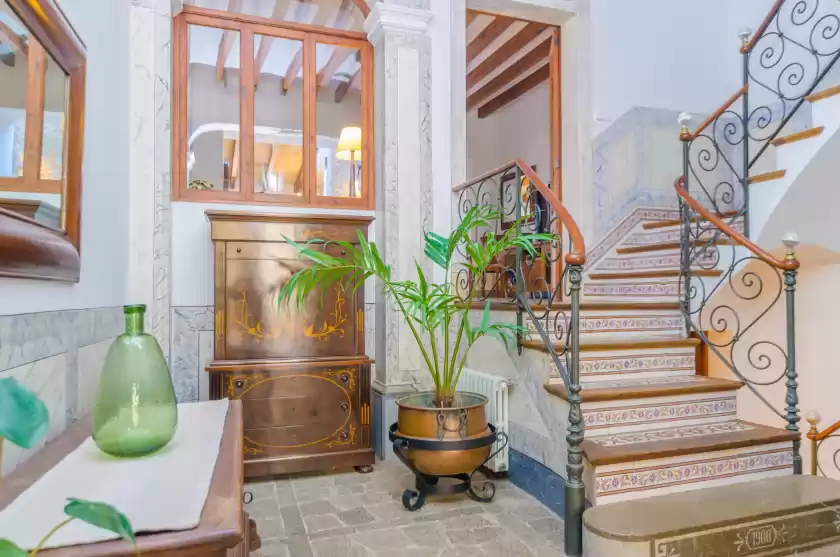 Holiday rentals in Can garrova, Sóller